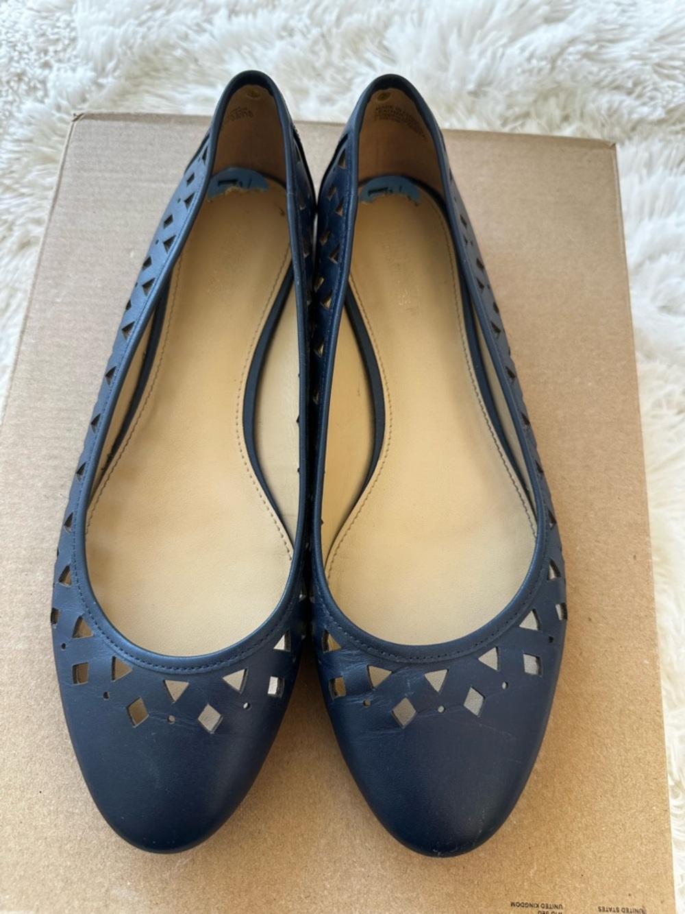 Michael Kors Sunny Navy Leather Ballet Flats Laser Cut Women’s Size 7.5 Shoes - Picture 2 of 9